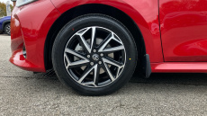 Toyota Yaris 1.5 Hybrid Design 5dr CVT Hybrid Hatchback